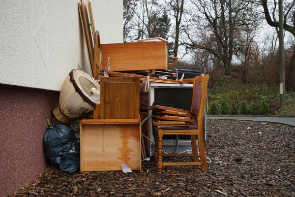 Junk Hauling Service - Junk Hauling Service Novi, Michigan