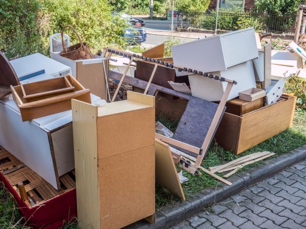 Junk Removal And Disposal Service - Junk Removal And Disposal Service Raleigh, North Carolina